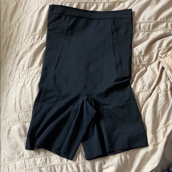 SPANX Other - Spanx compression shorts